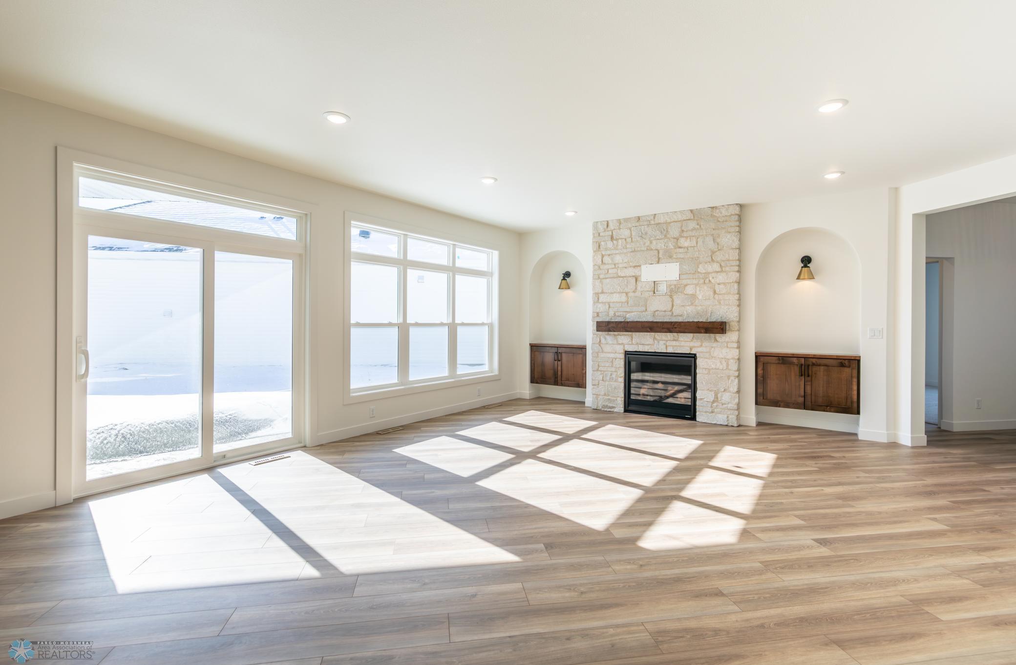 West Fargo, North Dakota 58078, United States, 3 Bedrooms Bedrooms, ,3 BathroomsBathrooms,Residential,Active,87153