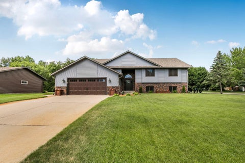Homes For Sale - 1785 Cypress Road<br/> Saint Cloud, MN 56303