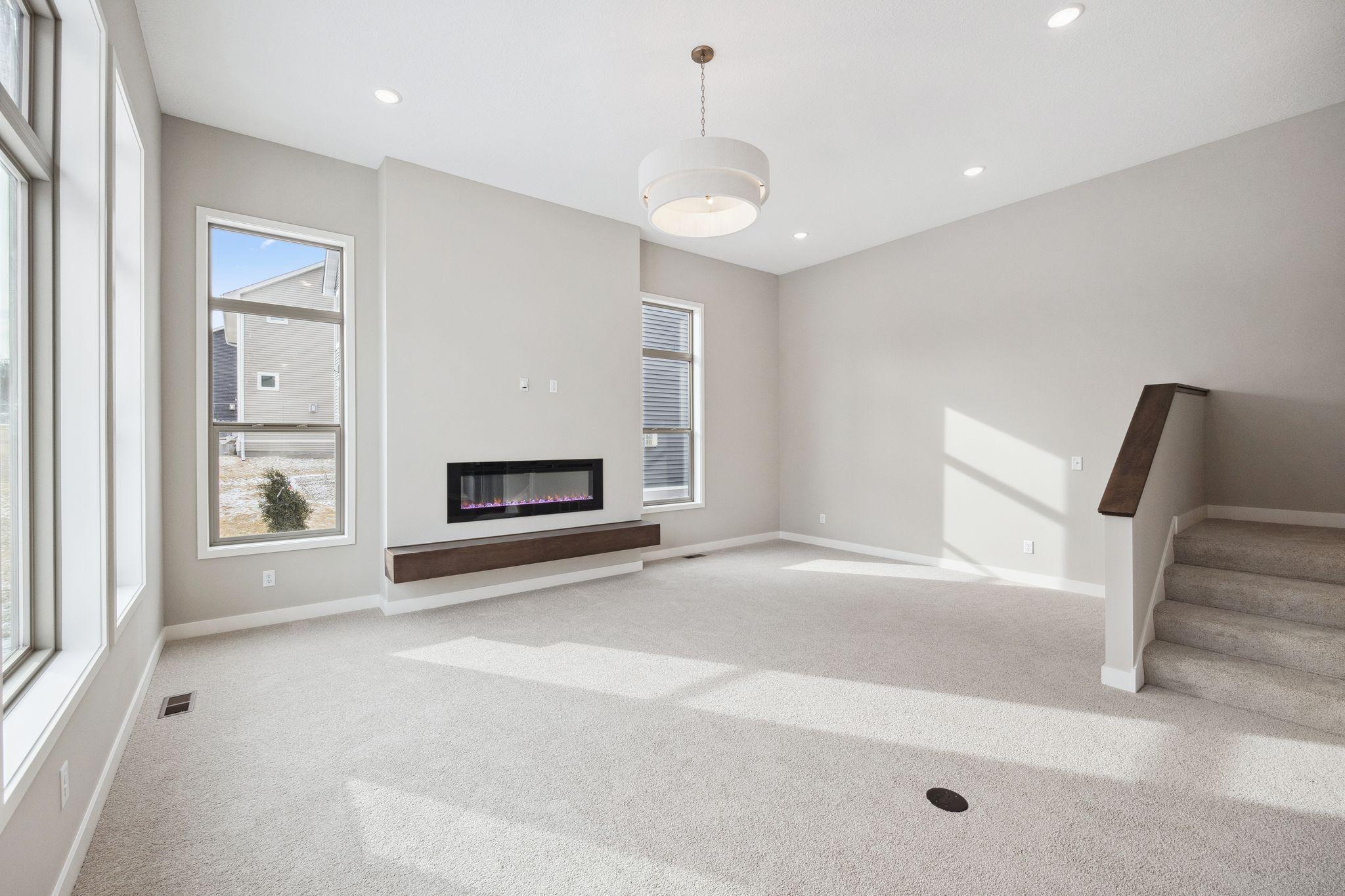 2015 Brookview Street, Shakopee, Minnesota image 8