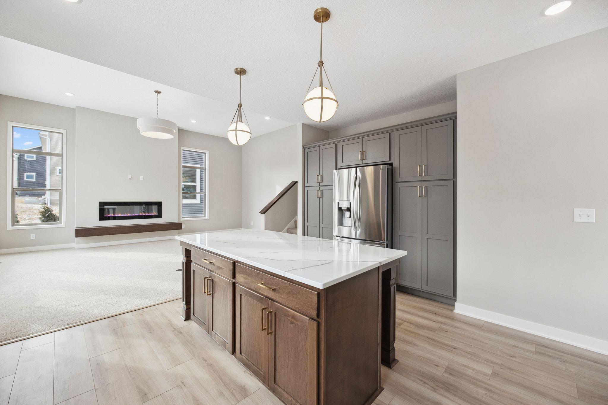 2015 Brookview Street, Shakopee, Minnesota image 4