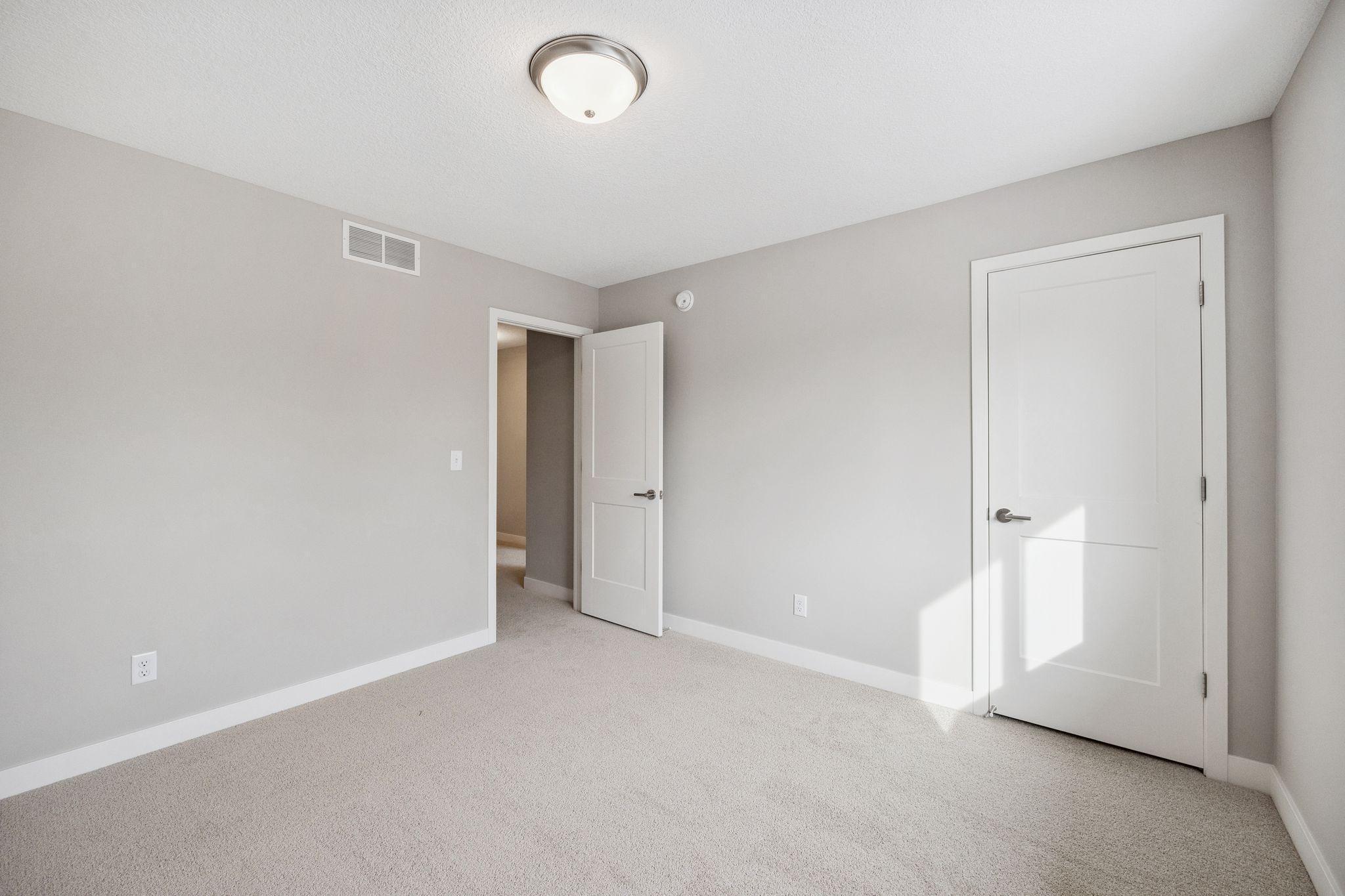 2015 Brookview Street, Shakopee, Minnesota image 17