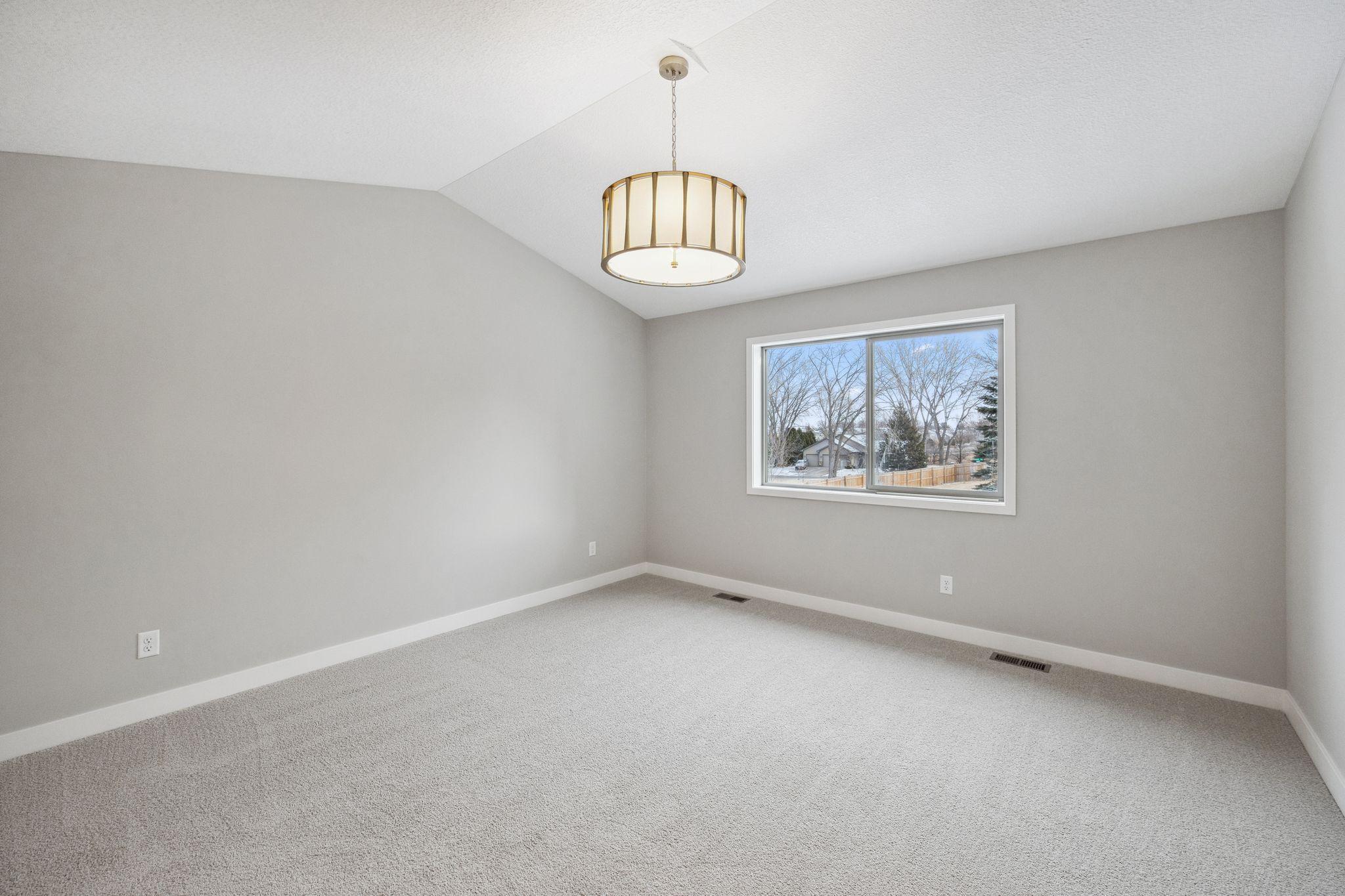 2015 Brookview Street, Shakopee, Minnesota image 11
