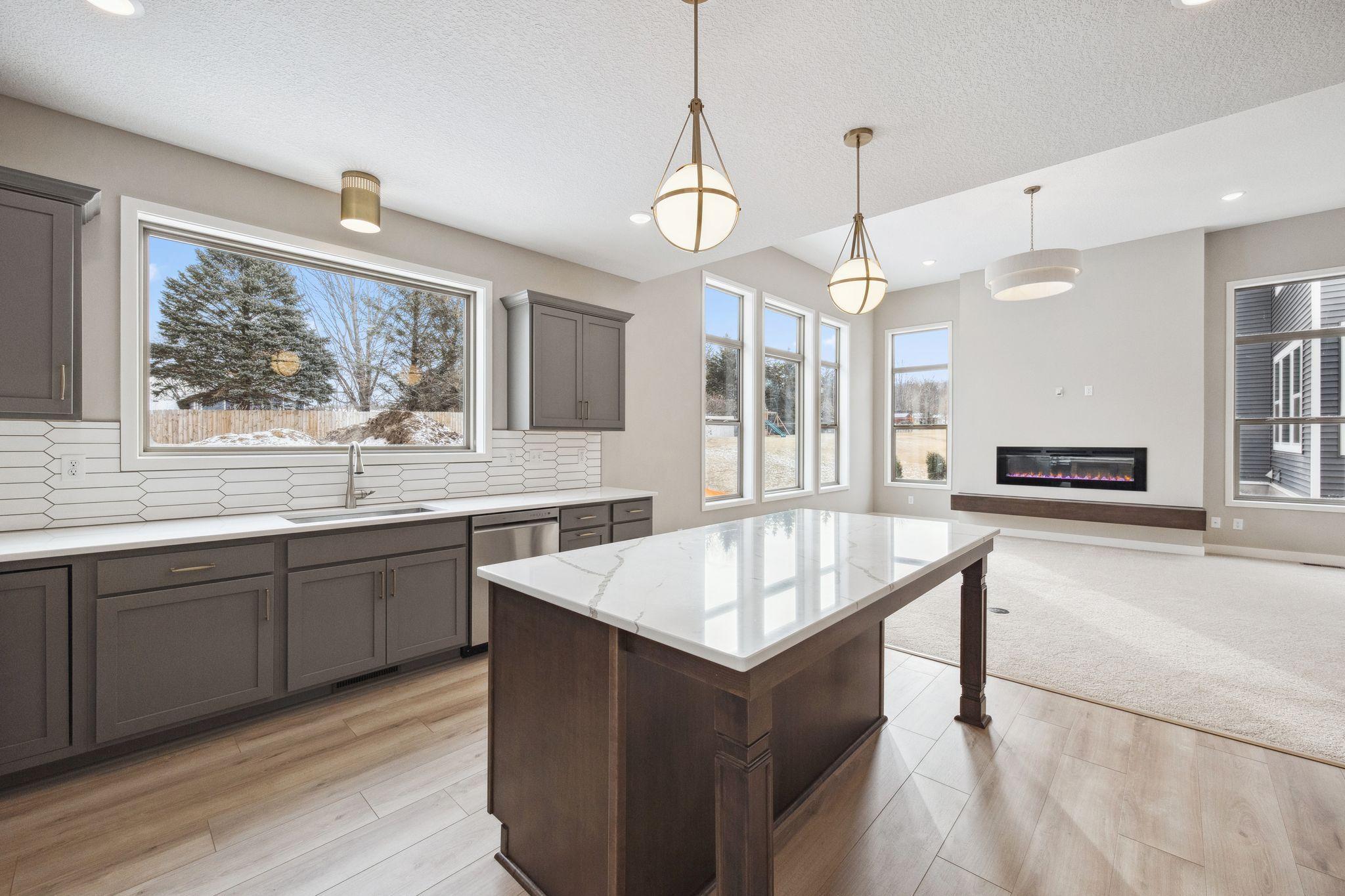 2015 Brookview Street, Shakopee, Minnesota image 3