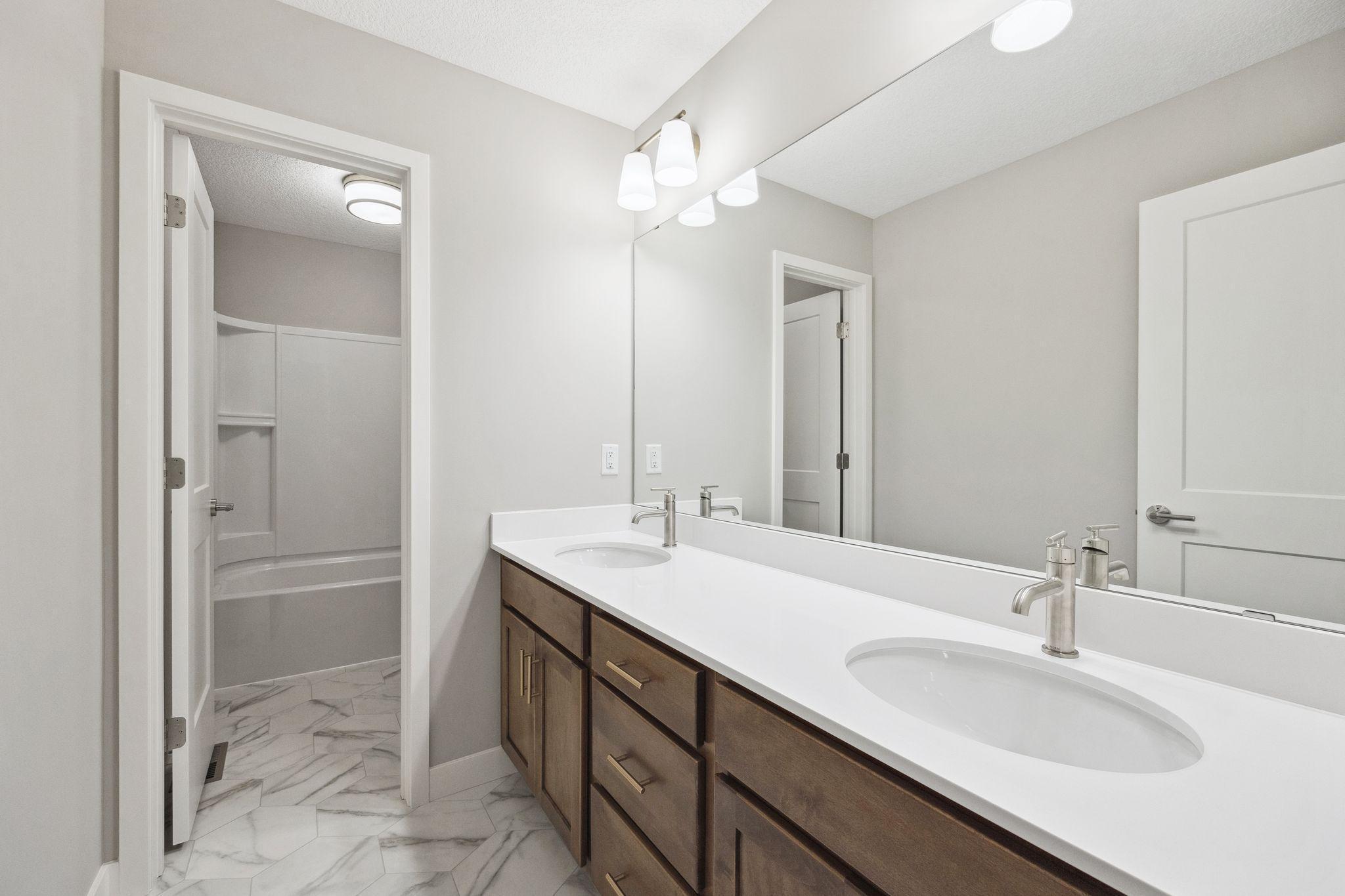 2015 Brookview Street, Shakopee, Minnesota image 18