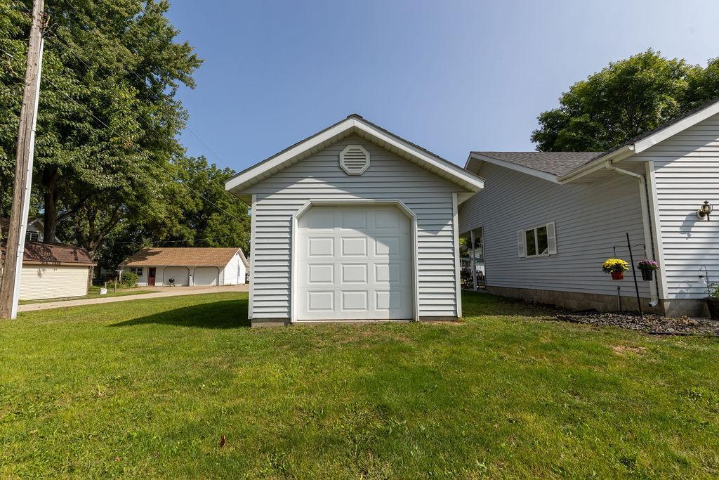 302 9th Street, Kerkhoven, Minnesota image 35