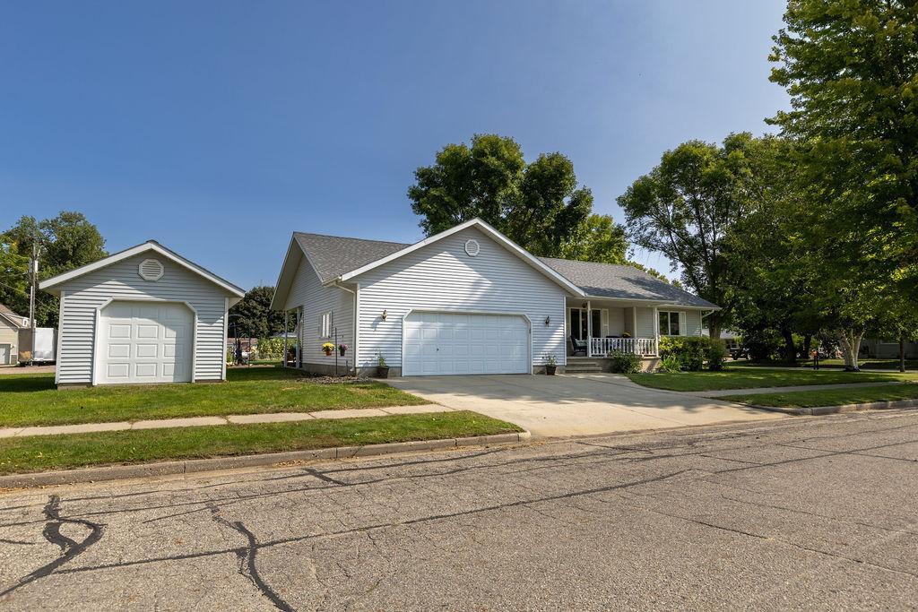 302 9th Street, Kerkhoven, Minnesota image 37