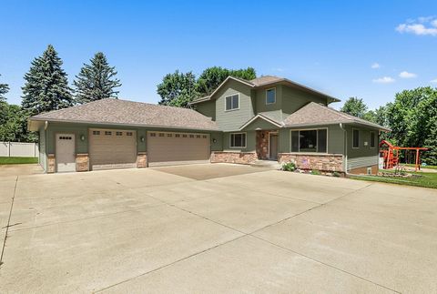 Homes For Sale - 37785 Sunnyfield Circle<br/> Avon, MN 56310