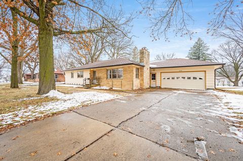 Apartment For Sale - 1228 S Ramsey Street<br/> Faribault County, Blue Earth, MN 56013