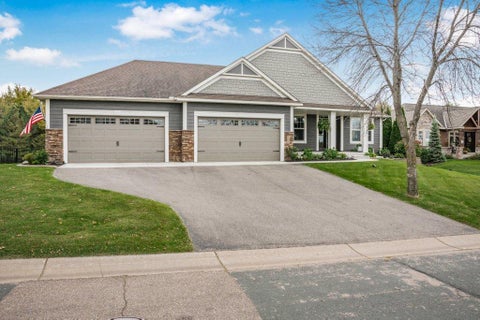 Homes For Sale - 1541 Belmont Avenue<br/> Prior Lake, MN 55379