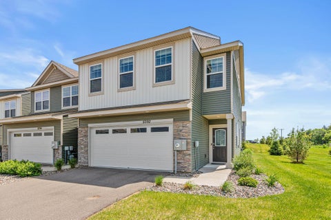 Townhouse For Sale - 5092 Stable View Drive<br/> Saint Paul, MN 55129