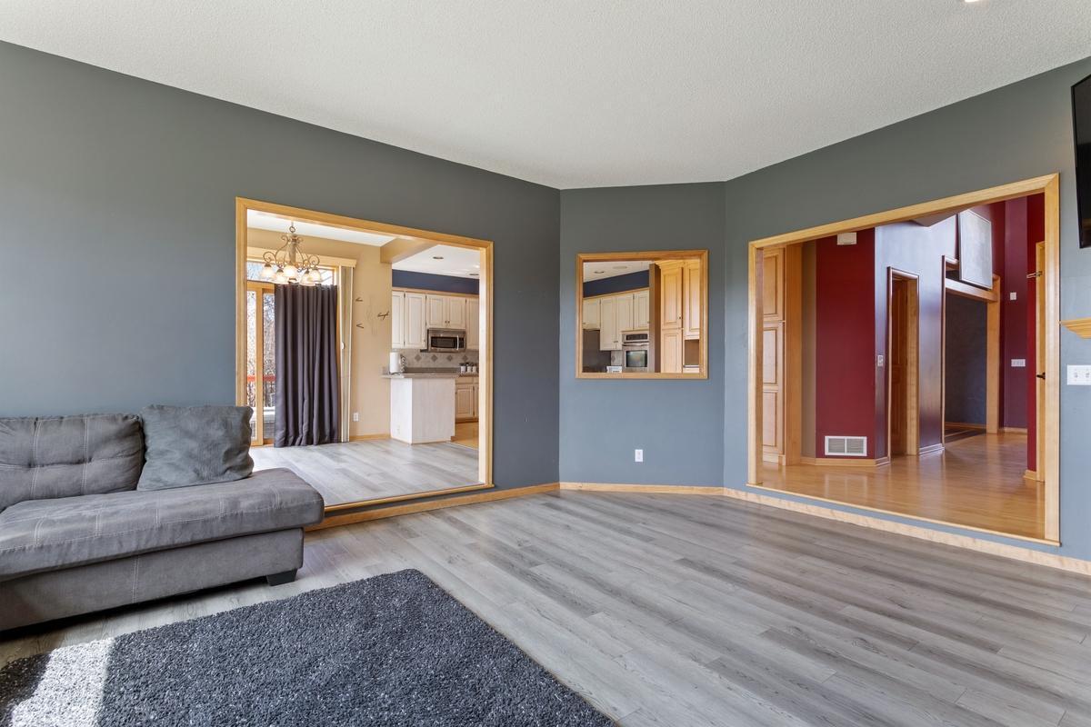 265 Mallard Drive, Shakopee, Minnesota image 13