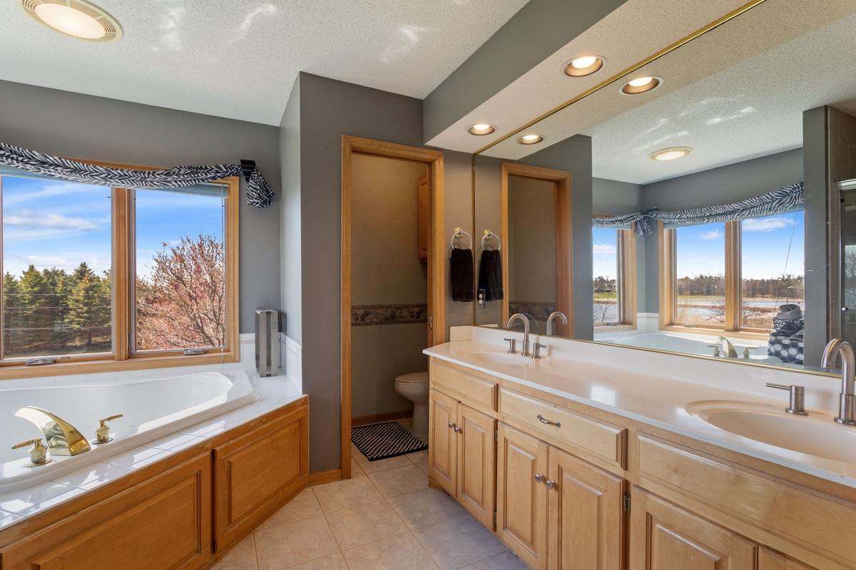 265 Mallard Drive, Shakopee, Minnesota image 21