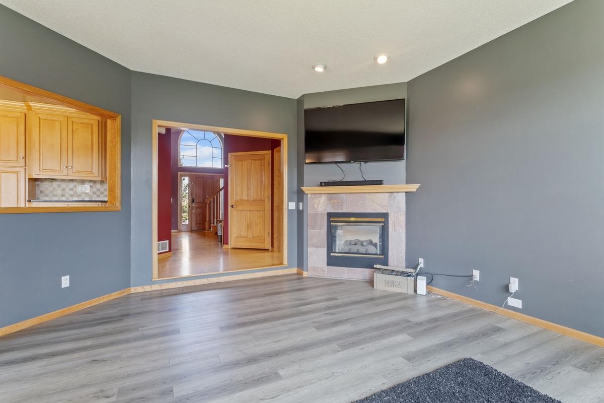 265 Mallard Drive, Shakopee, Minnesota image 11