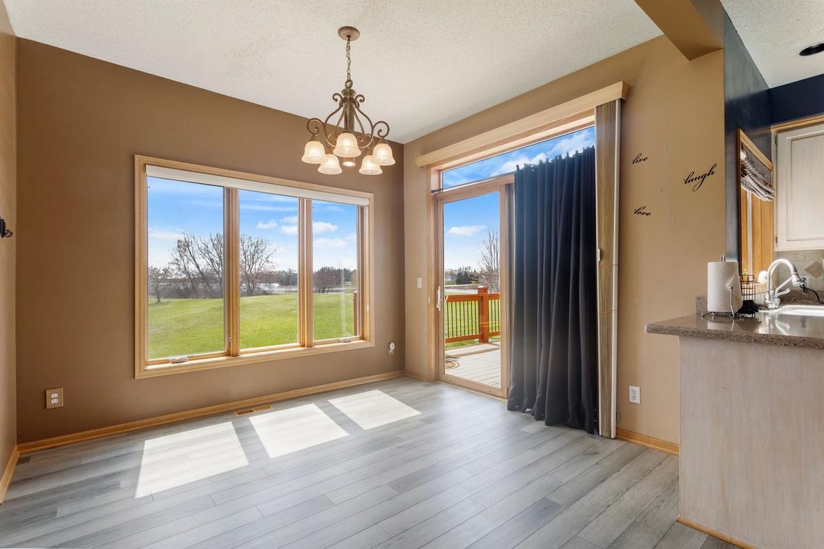 265 Mallard Drive, Shakopee, Minnesota image 10