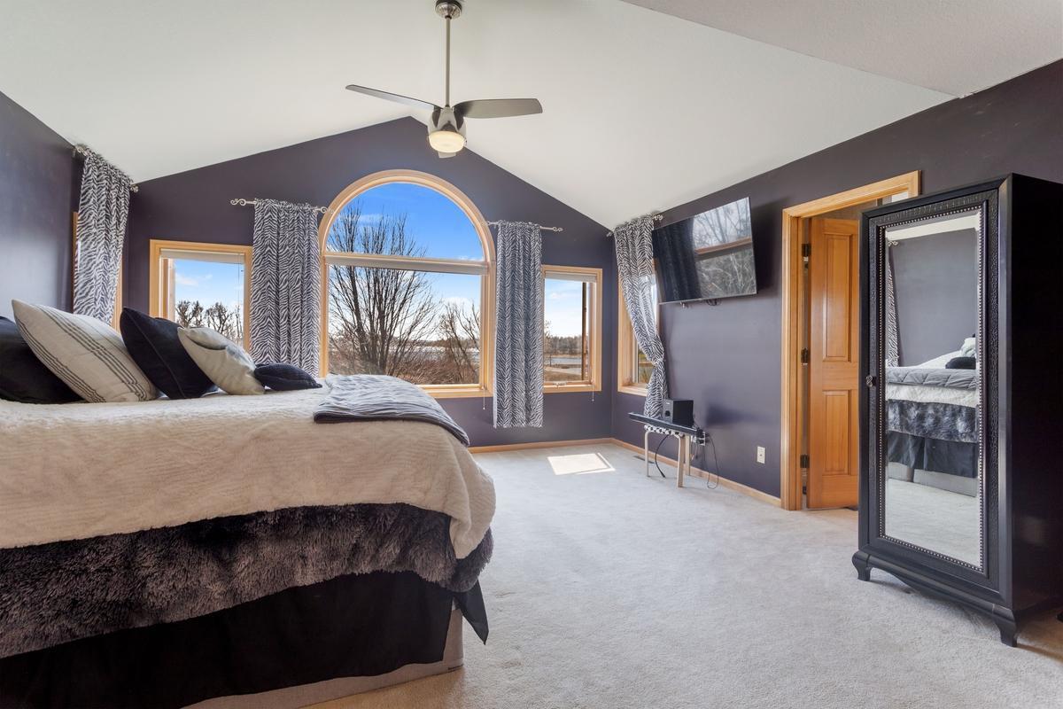 265 Mallard Drive, Shakopee, Minnesota image 18