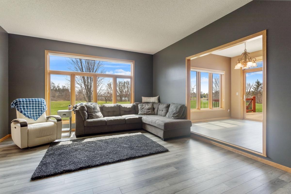 265 Mallard Drive, Shakopee, Minnesota image 12