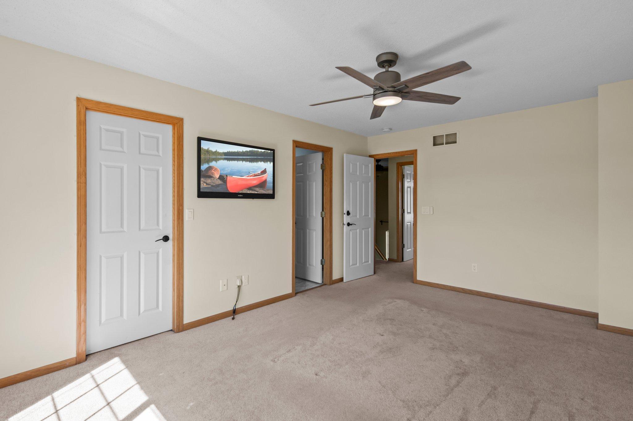 6447 Christenson Lane, Minneapolis, Minnesota image 26