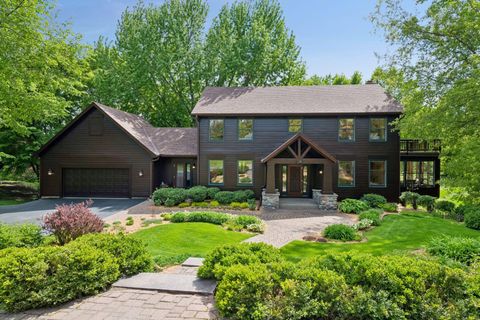 Homes For Sale - 4845 Hamilton Road<br/> Minnetonka, MN 55345