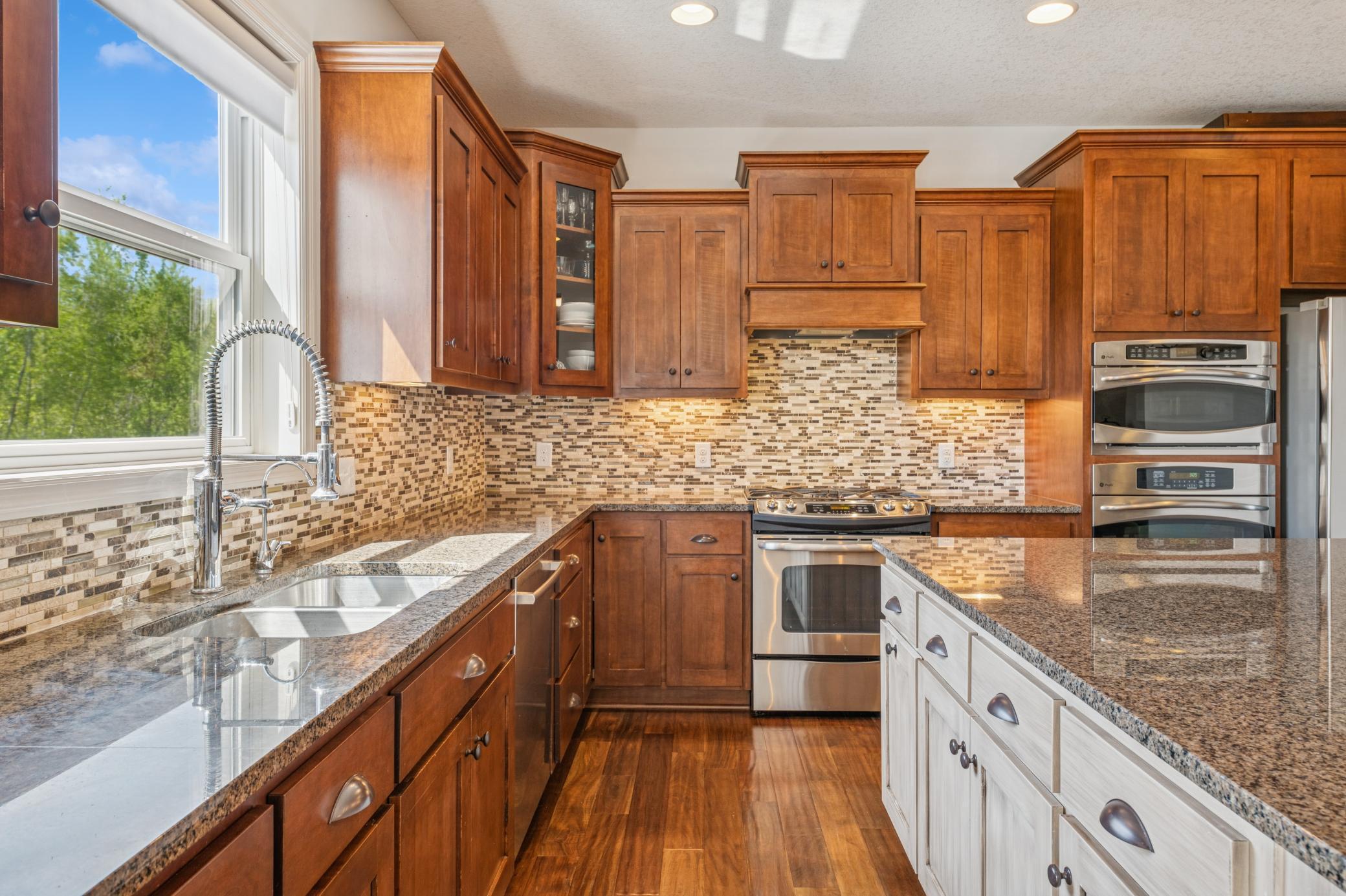 2570 Fieldstone Drive, Victoria, Minnesota image 7