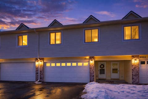 Townhouse For Sale - 2053 Edgerton Street<br/> Ramsey County, Saint Paul, MN 55117