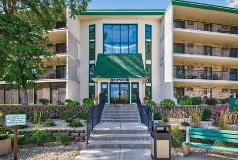 Condo For Sale - 10501 Cedar Lake Road<br/> Minnetonka, MN 55305