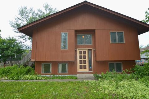 Homes For Sale - 1420 1st Avenue<br/> International Falls, MN 56649