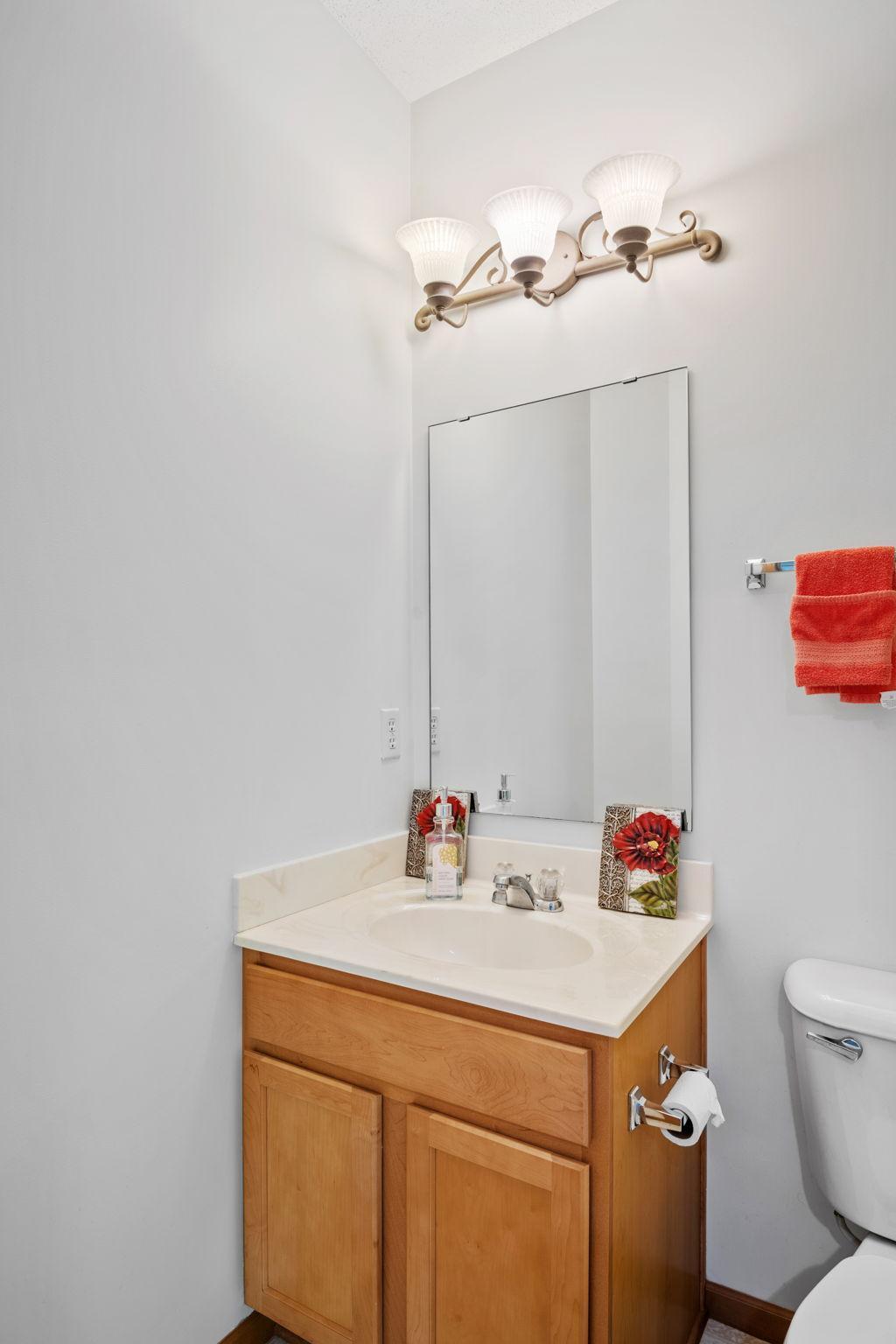 15601 Lilac Drive, Eden Prairie, Minnesota image 47