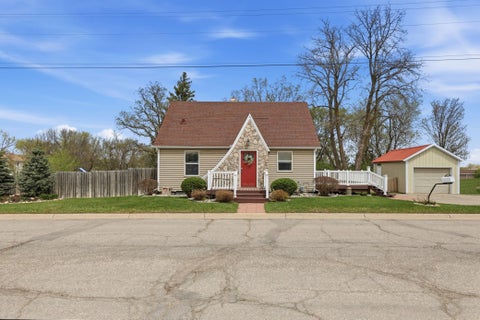 Homes For Sale - 224 Elm Street<br/> Becker County, Detroit Lakes, MN 56501