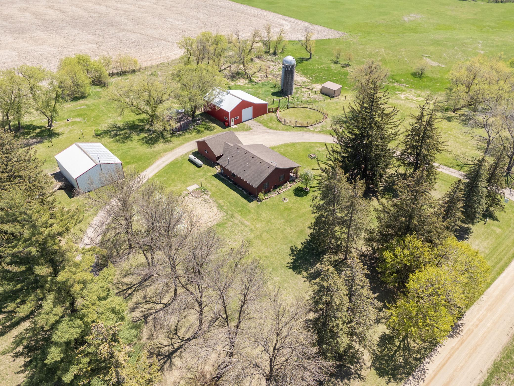 23520 902nd Avenue, Austin, Minnesota image 2