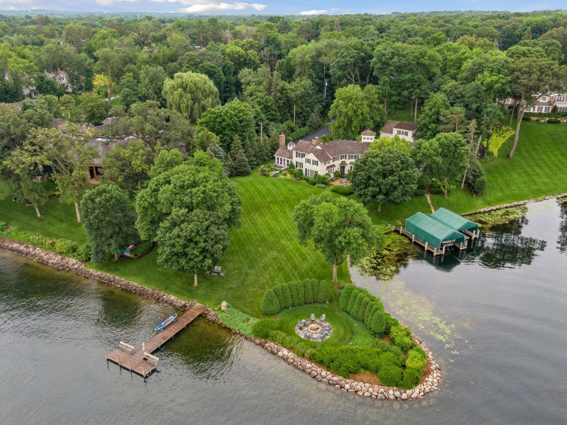 2670 Woolsey Lane, Wayzata, Minnesota image 7
