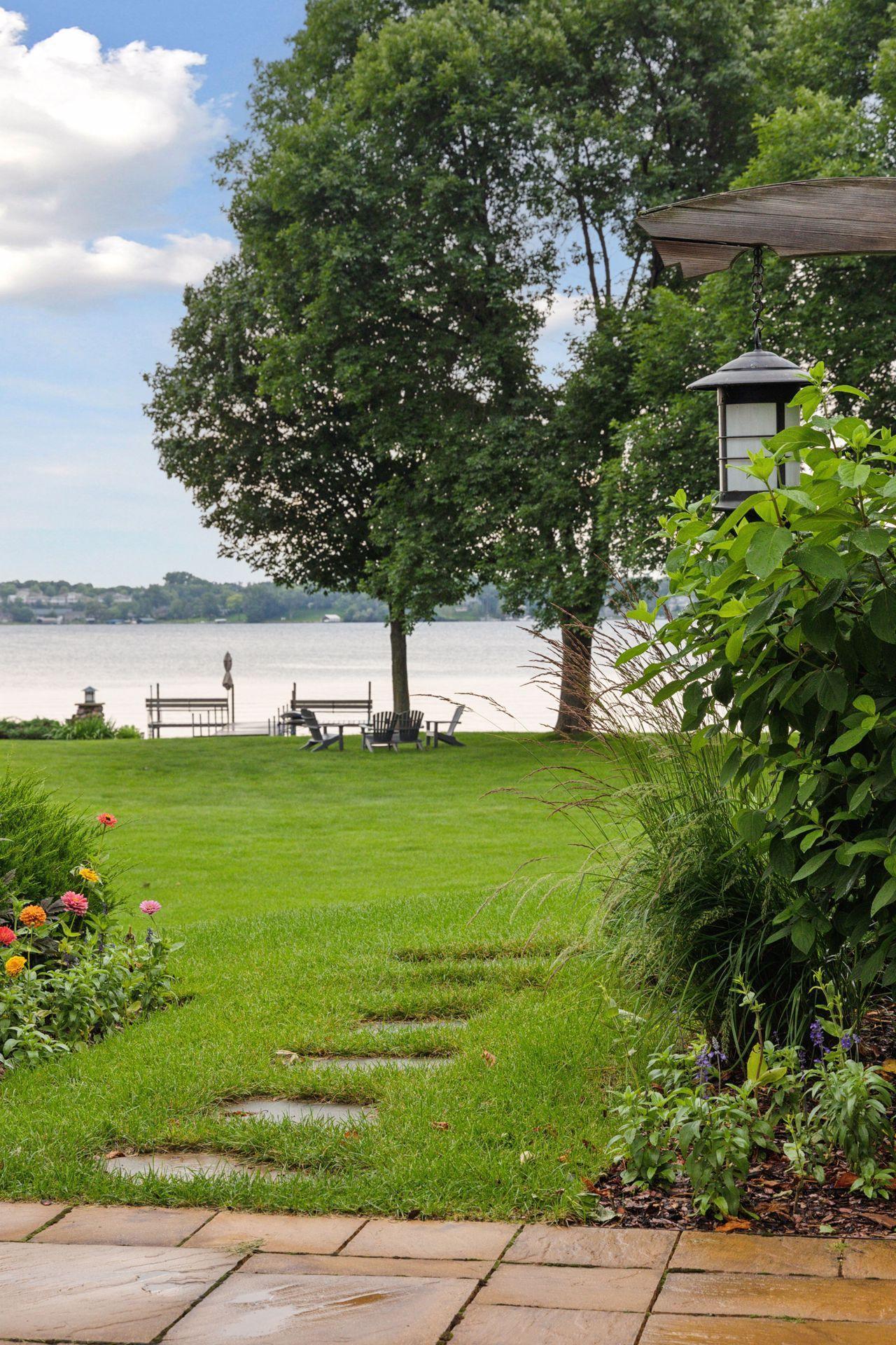2670 Woolsey Lane, Wayzata, Minnesota image 18