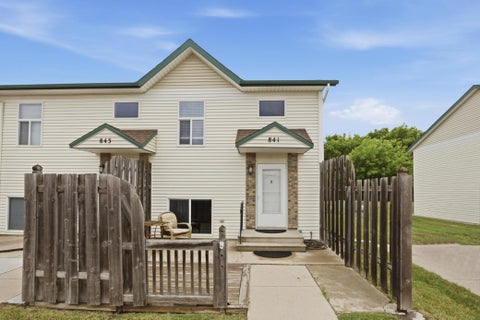 Townhouse For Sale - 841 37th Avenue<br/> Fargo, ND 58102