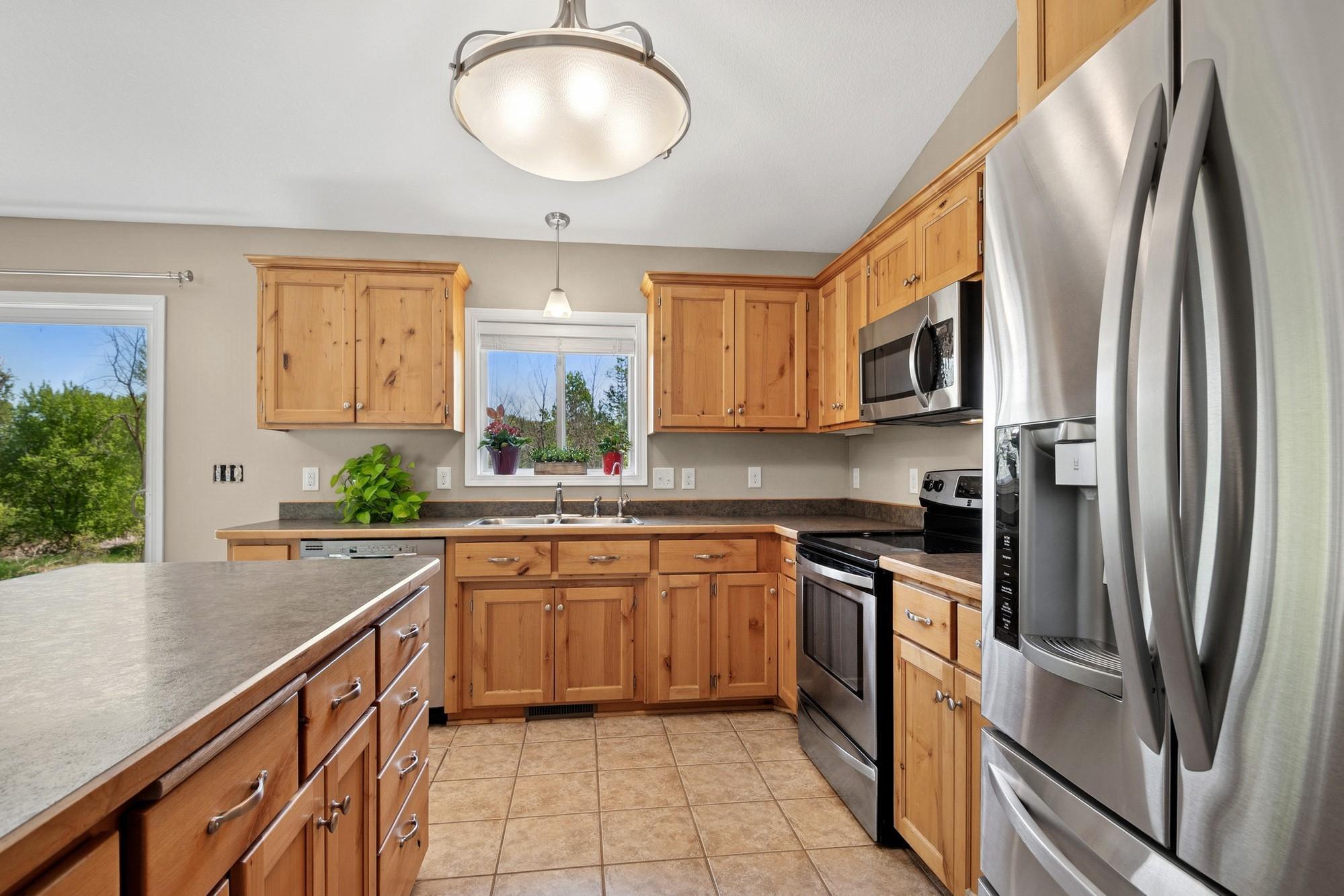 23141 Hilo Avenue, Forest Lake, Minnesota image 3