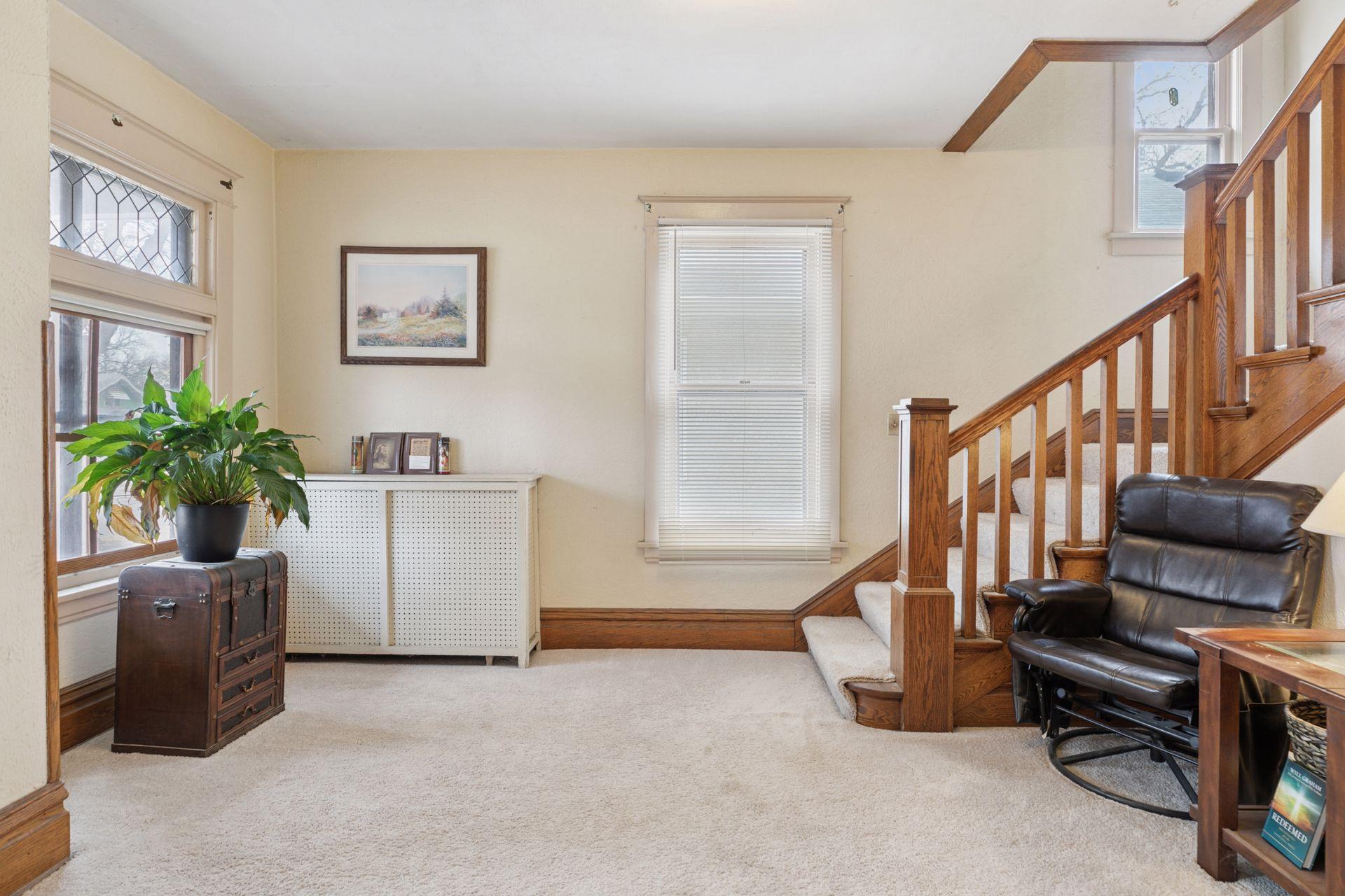 1579 W Race Street, Saint Paul, Minnesota image 9
