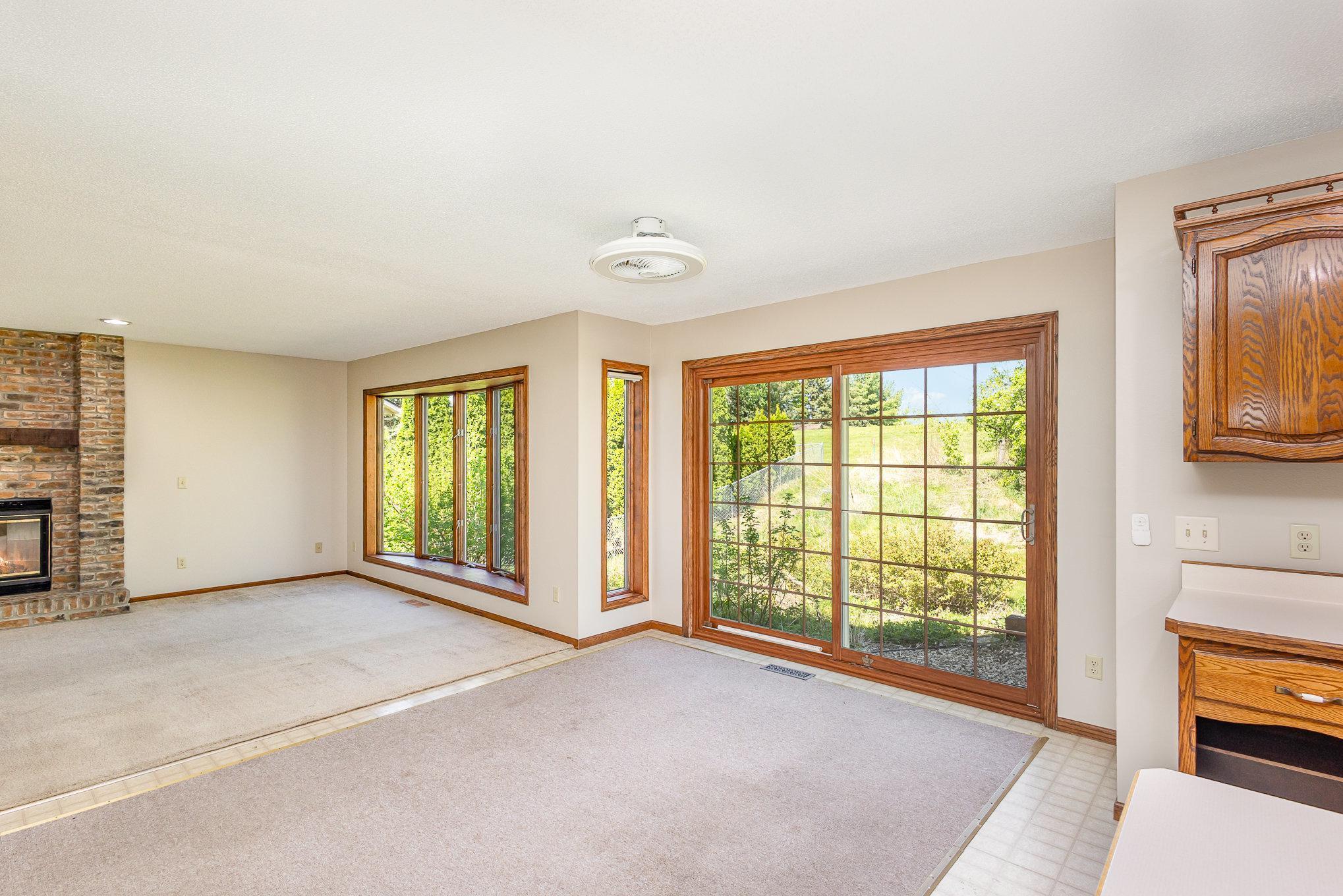 8614 Jenner Lane, Cottage Grove, Minnesota image 9
