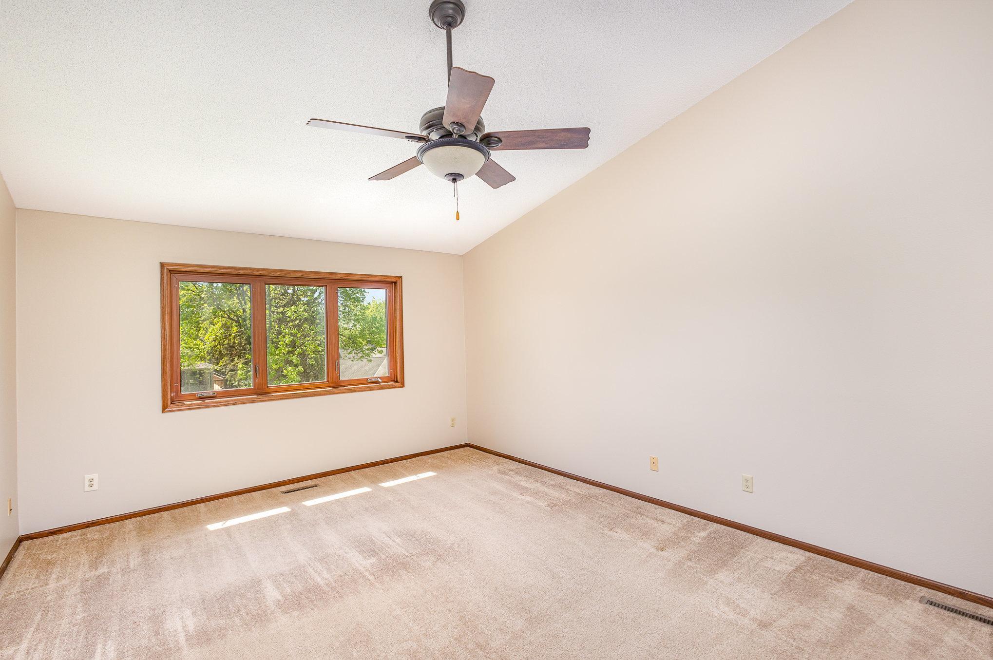 8614 Jenner Lane, Cottage Grove, Minnesota image 13