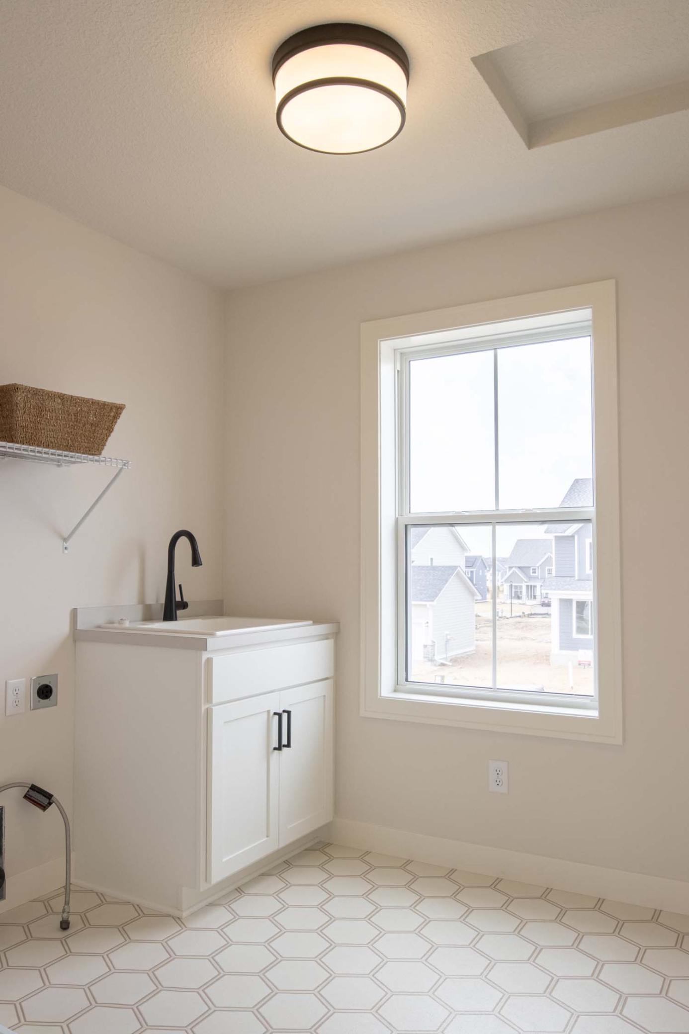 10451 Blackmoor Road, Woodbury, Minnesota image 23