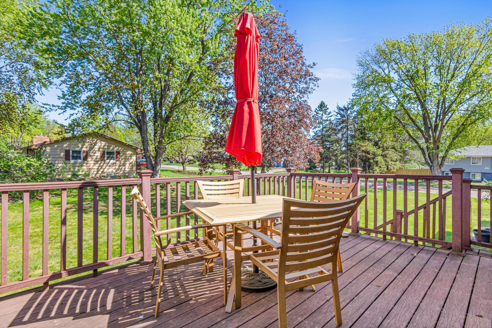 12383 Hillsboro Avenue, Savage, Minnesota image 12