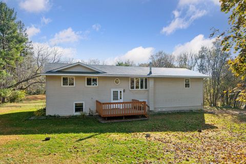 Homes For Sale - 2724 Highway 25<br/> Buffalo, MN 55313