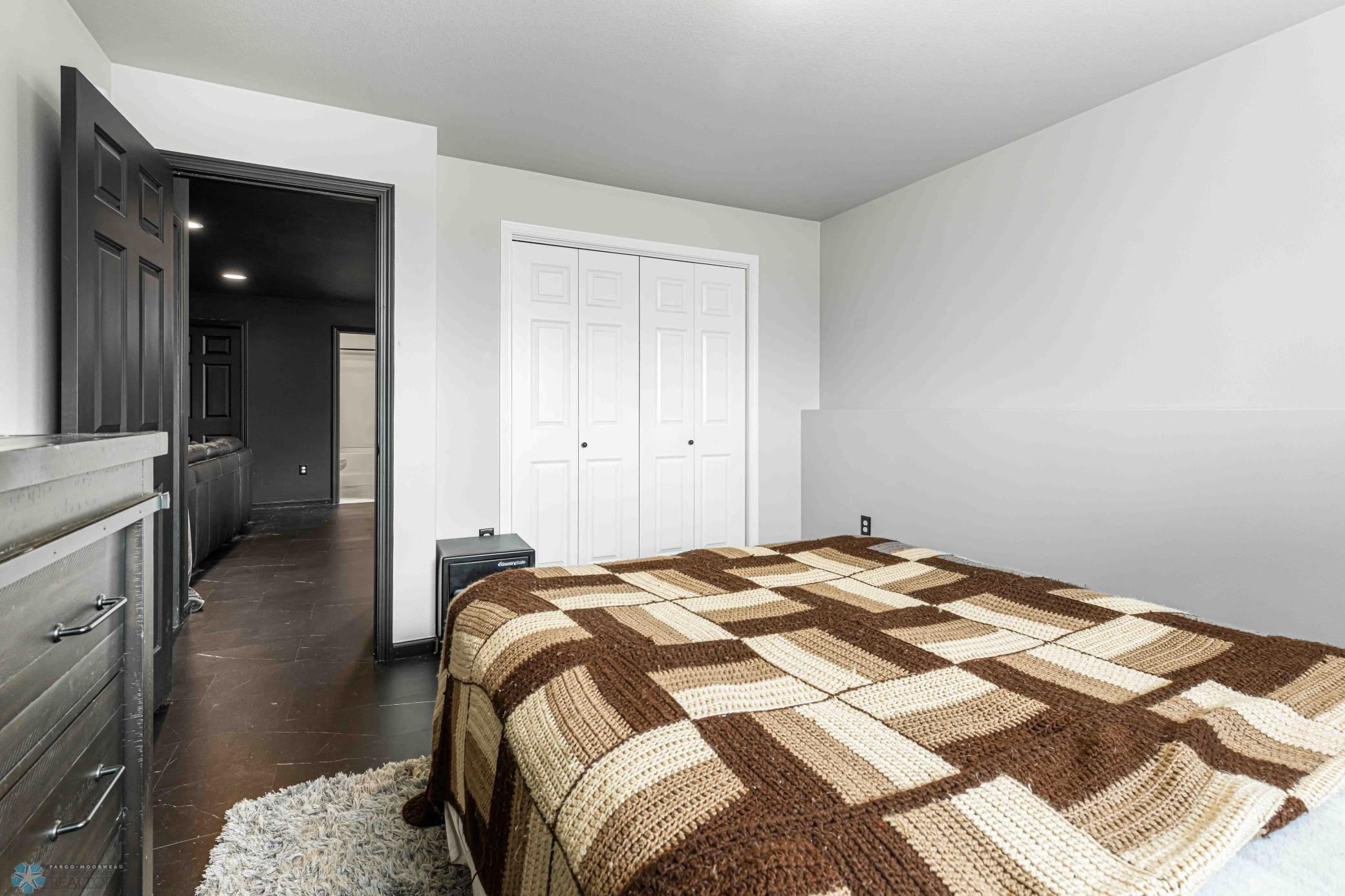 1194 Albert Court, West Fargo, North Dakota image 28