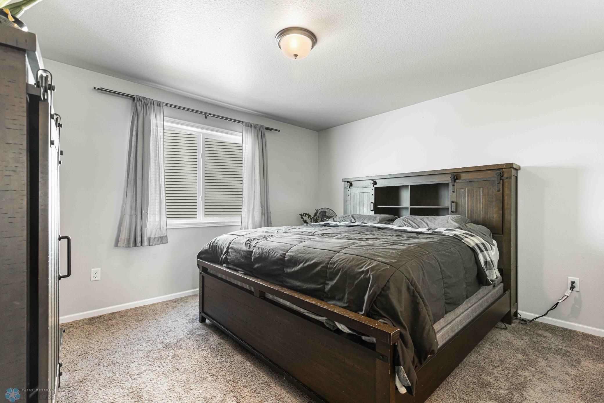 1194 Albert Court, West Fargo, North Dakota image 12
