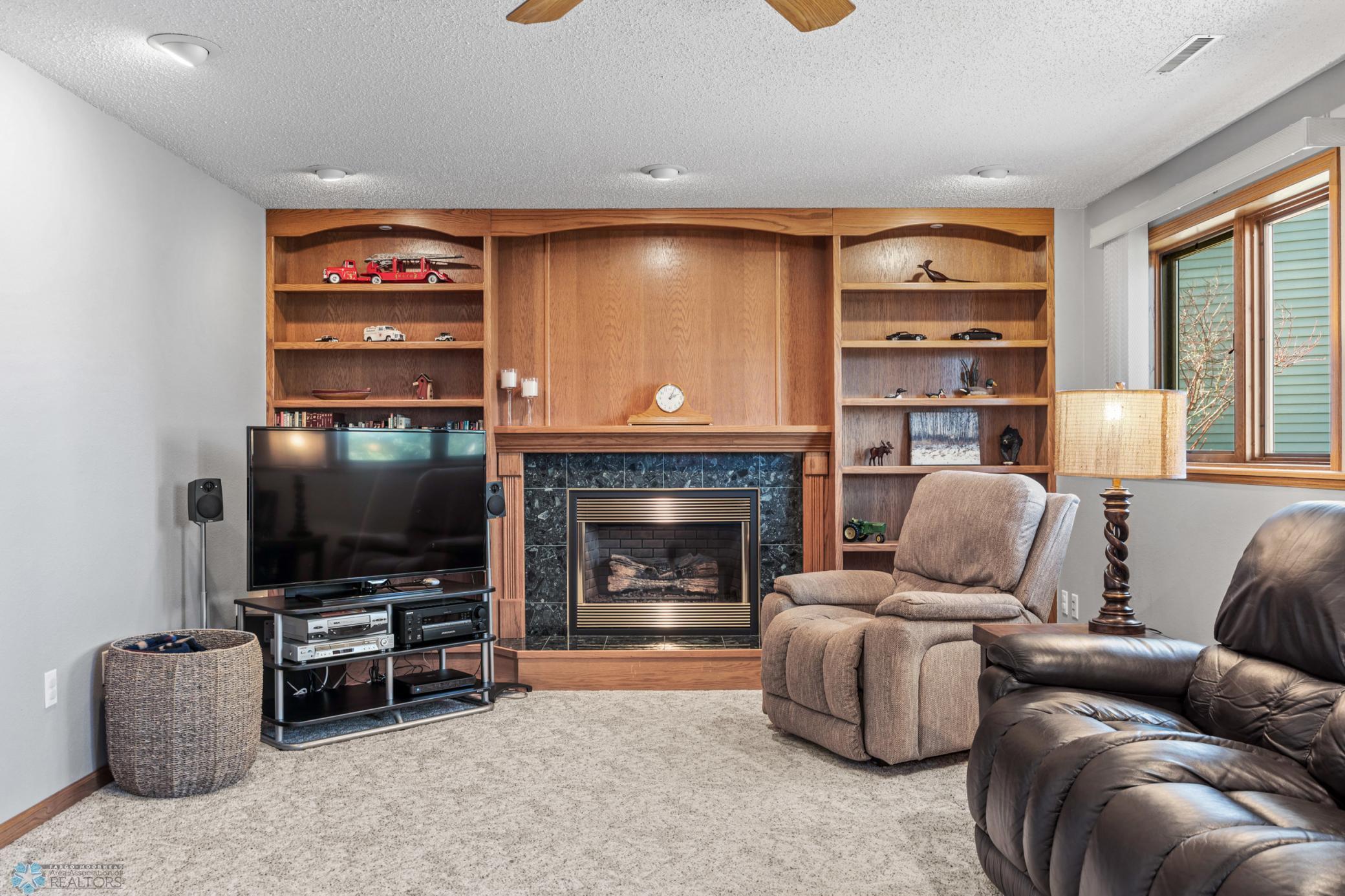 2903 29th Street, Moorhead, Minnesota image 28