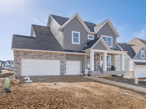 Homes For Sale - 5547 Scenic Loop Run<br/> Carver County, Chaska, MN 55386