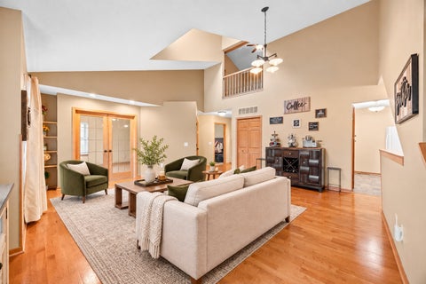 Townhouse For Sale - 111 Morningside Drive<br/> Hutchinson, MN 55350