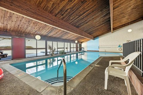 Condo For Sale - 5120 W 102nd Street<br/> Minneapolis, MN 55437