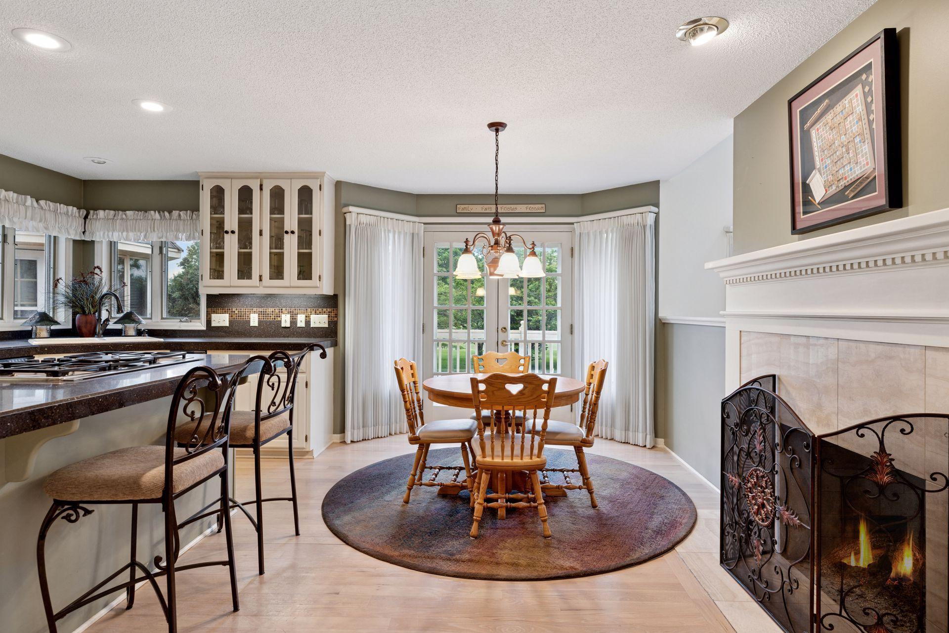3140 Burr Oak Circle, Chaska, Minnesota image 14