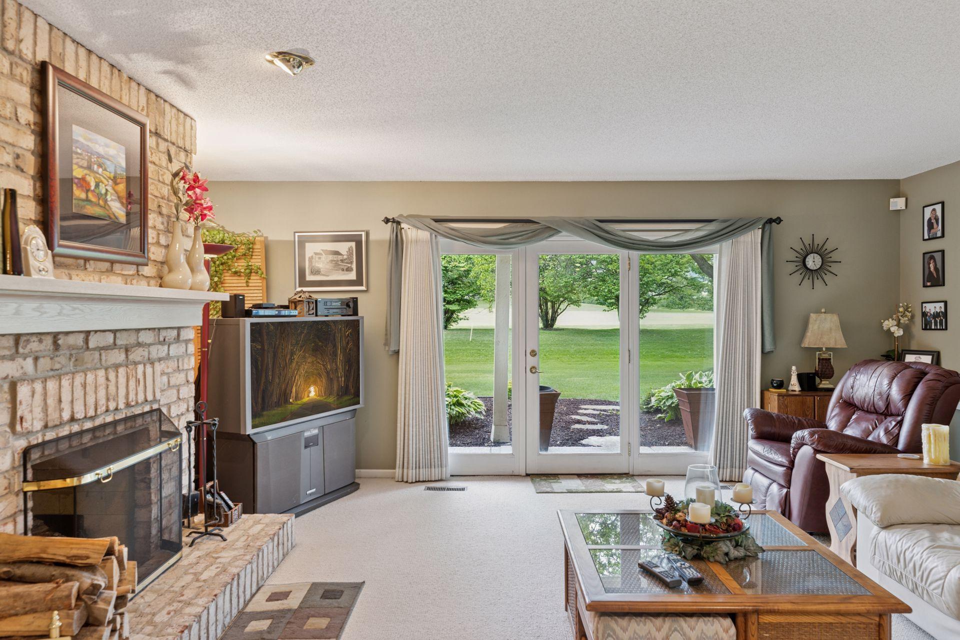 3140 Burr Oak Circle, Chaska, Minnesota image 45