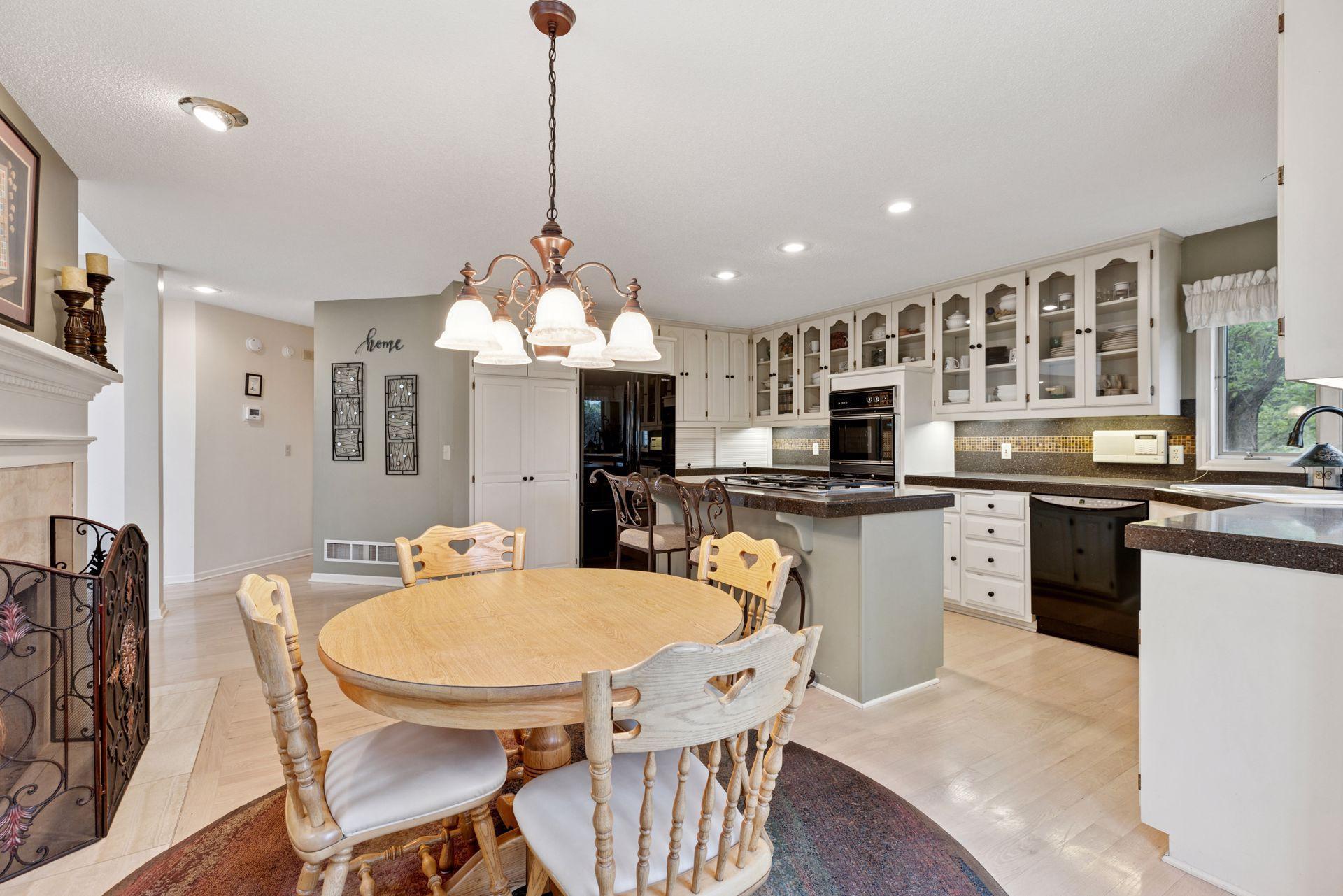 3140 Burr Oak Circle, Chaska, Minnesota image 18