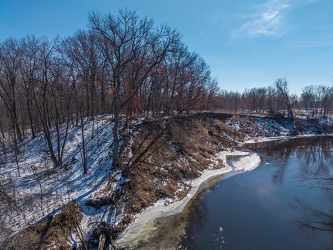 Vacant Land For Sale - TBD-15.8AC 313th Avenue<br/> Cambridge, MN 55008