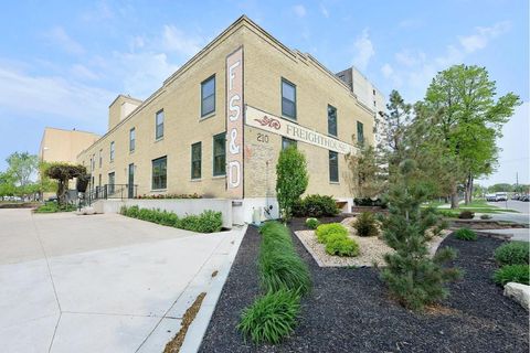 Condo For Sale - 210 11th Street<br/> Fargo, ND 58102